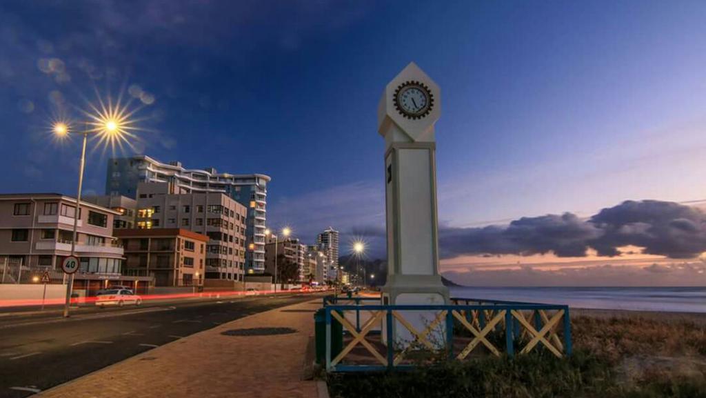 Silver Lining Beach Apartment Cape Town Exterior photo